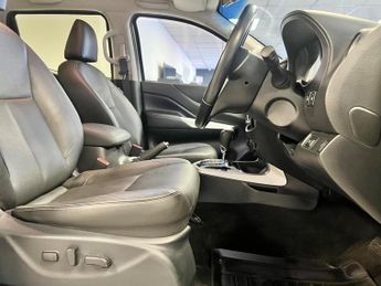 Nissan Navara 2.3 dCi Tekna Auto 4WD Euro 6 4dr
