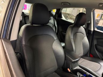 Hyundai ix35 1.7 CRDi SE Euro 5 (s/s) 5dr (Nav)