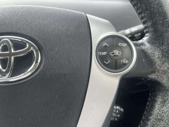 Toyota Prius 1.8 VVT-h T4 CVT Euro 5 (s/s) 5dr