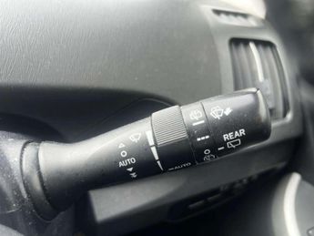 Toyota Prius 1.8 VVT-h T4 CVT Euro 5 (s/s) 5dr