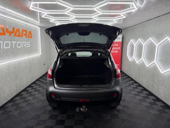 Nissan Qashqai 2.0 dCi Tekna Auto 4WD Euro 5 5dr (AVM)