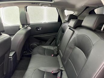 Nissan Qashqai 2.0 dCi Tekna Auto 4WD Euro 5 5dr (AVM)