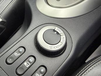 Nissan Qashqai 2.0 dCi Tekna Auto 4WD Euro 5 5dr (AVM)