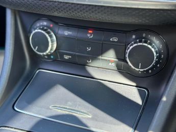 Mercedes-Benz A Class 1.5 A180d SE 7G-DCT Euro 6 (s/s) 5dr