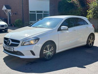 Mercedes-Benz A Class 1.5 A180d SE 7G-DCT Euro 6 (s/s) 5dr