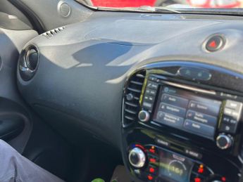 Nissan Juke 1.6 Tekna XTRON Euro 5 5dr