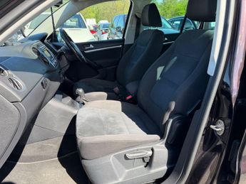 Volkswagen Tiguan 2.0 TDI BlueMotion Tech Match DSG 4WD Euro 5 (s/s) 5dr