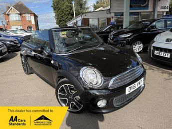MINI Convertible 2.0 Cooper D Auto Euro 5 2dr