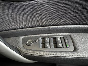 BMW 1 Series 2.0 120d SE Steptronic Euro 4 5dr