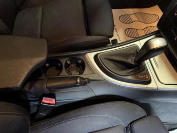 BMW 1 Series 2.0 120d SE Steptronic Euro 4 5dr