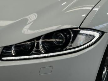 Jaguar XF 2.2d R-Sport Auto Euro 5 (s/s) 4dr