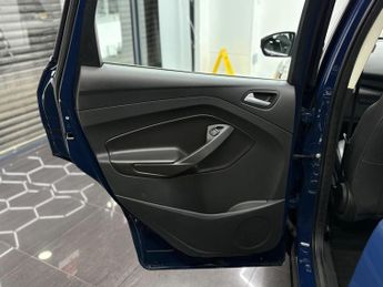 Ford Kuga 1.5T EcoBoost Titanium Auto AWD Euro 6 (s/s) 5dr