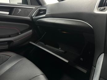 Ford S-Max 2.5h Duratec ST-Line CVT Euro 6 (s/s) 5dr