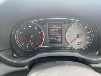 Audi A1 1.4 TFSI Sport Sportback 5dr Petrol S Tronic Euro 5 (s/s) (122 p