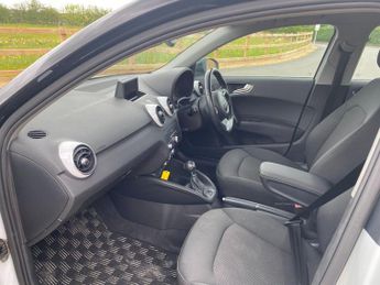Audi A1 1.4 TFSI S line Sportback 5dr Petrol S Tronic Euro 5 (185 ps)