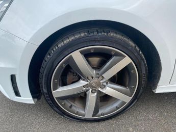 Audi A1 1.4 TFSI S line Sportback 5dr Petrol S Tronic Euro 5 (185 ps)