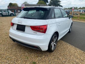 Audi A1 1.4 TFSI S line Sportback 5dr Petrol S Tronic Euro 5 (185 ps)