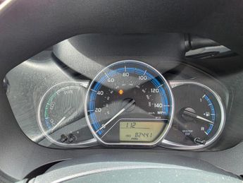 Toyota Yaris 1.5 VVT-h Excel E-CVT Euro 6 5dr (15in Alloy)
