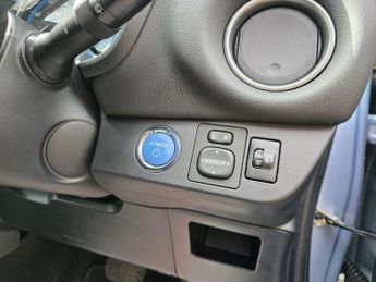 Toyota Yaris 1.5 VVT-h Excel E-CVT Euro 6 5dr (15in Alloy)