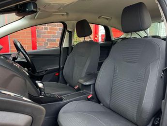 Ford Focus 1.6 Titanium Powershift Euro 6 5dr
