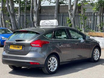 Ford Focus 1.6 Titanium Powershift Euro 6 5dr