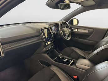 Volvo XC40 1.5h T5 Twin Engine Recharge 10.7kWh R-Design Pro SUV 5dr Petrol