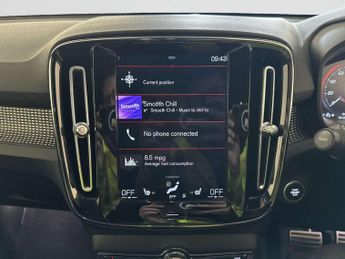 Volvo XC40 1.5h T5 Twin Engine Recharge 10.7kWh R-Design Pro SUV 5dr Petrol