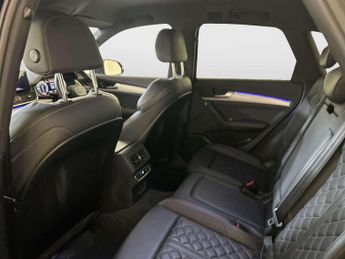 Audi Q5 2.0 TFSIe 55 Competition SUV 5dr Petrol Plug-in Hybrid S Tronic 
