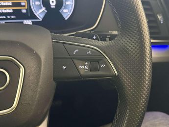 Audi Q5 2.0 TFSIe 55 Competition SUV 5dr Petrol Plug-in Hybrid S Tronic 