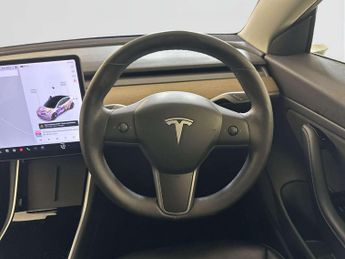 Tesla Model 3 Standard Range Plus Saloon 4dr Electric Auto RWD (241 bhp)