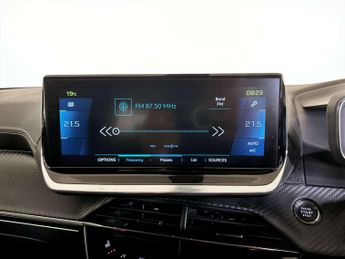 Peugeot E-2008 50kWh GT SUV 5dr Electric Auto (136 ps)