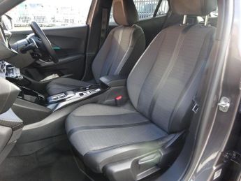 Peugeot 2008 1.2 PureTech Allure Premium + EAT Euro 6 (s/s) 5dr