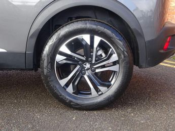 Peugeot 2008 1.2 PureTech Allure Premium + EAT Euro 6 (s/s) 5dr