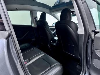 Tesla Model Y (Dual Motor) Long Range SUV 5dr Electric Auto 4WDE (384 bhp)