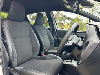 Toyota Yaris 1.5 VVT-h Excel E-CVT Euro 6 (s/s) 5dr