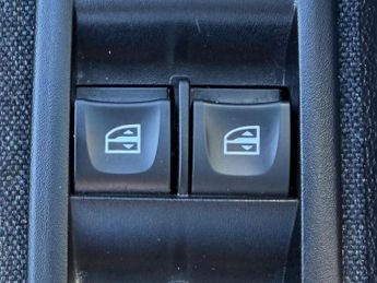 Renault Zoe R135 EV50 52kWh Iconic Auto 5dr (Boost Charge)
