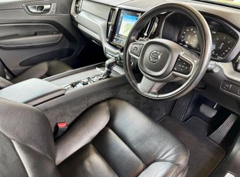 Volvo XC60 2.0 D4 Momentum Auto AWD Euro 6 (s/s) 5dr
