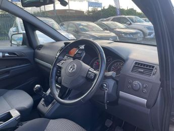 Vauxhall Zafira 1.6 16V Design Euro 5 5dr (SNav)