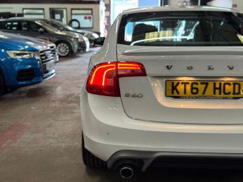 Volvo S60 2.0 D4 R-Design Lux Nav Auto Euro 6 (s/s) 4dr