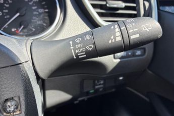 Nissan Qashqai 1.3 DiG-T 160 [157] N-Connecta 5dr DCT Glass Roof