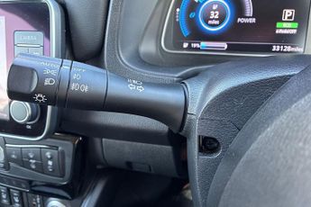 Nissan Leaf 110kW N-Connecta 39kWh 5dr Auto