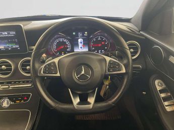 Mercedes-Benz C Class 2.1 C250d AMG Line Saloon 4dr Diesel G-Tronic+ Euro 6 (s/s) (204