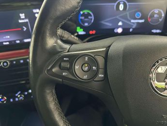 Vauxhall Mokka Electric 50kWh SRi Premium SUV 5dr Electric Auto (136 ps)