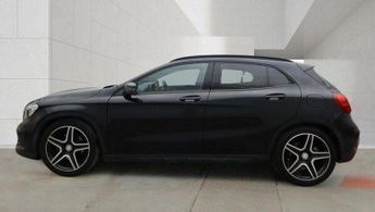MERCEDES-BENZ GLA 2.1 GLA220 CDI AMG Line SUV 5dr Diesel 7G-DCT 4MATIC Euro 6 (s/s