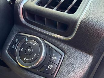 Ford B-Max 1.6 Zetec Powershift Euro 5 5dr