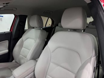 Mercedes-Benz GLA 1.6 GLA200 Sport 7G-DCT Euro 6 (s/s) 5dr