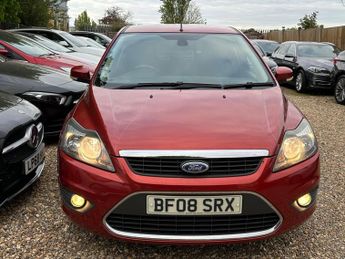 Ford Focus 1.8 Titanium 5dr