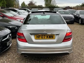 Mercedes-Benz C Class 1.8 C200K Sport Auto Euro 4 4dr