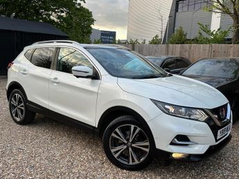 Nissan Qashqai 1.5 dCi N-Connecta Euro 6 (s/s) 5dr