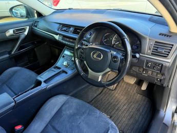 Lexus CT 1.8 200h Advance Hatchback 5dr Petrol Hybrid CVT Euro 6 (s/s) (1